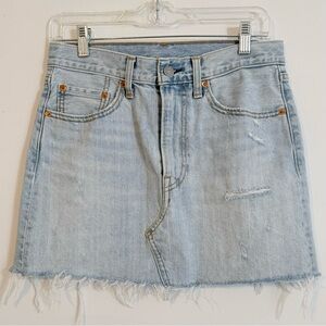 Levi’s Denim Mini Skirt | Light Wash | Size 27